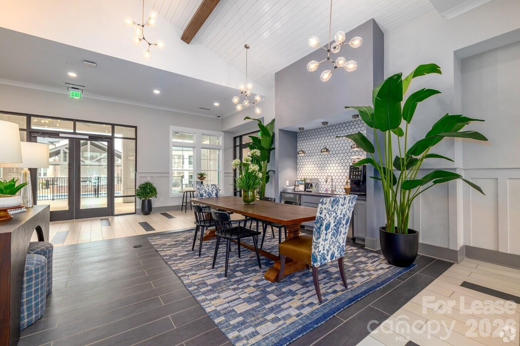 1241 Columbia Circle - Photo 11