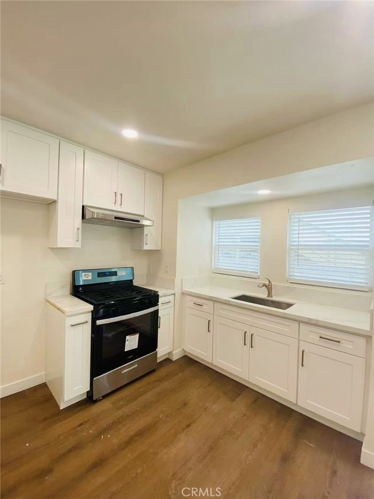 920 W Olive Avenue - Photo 2