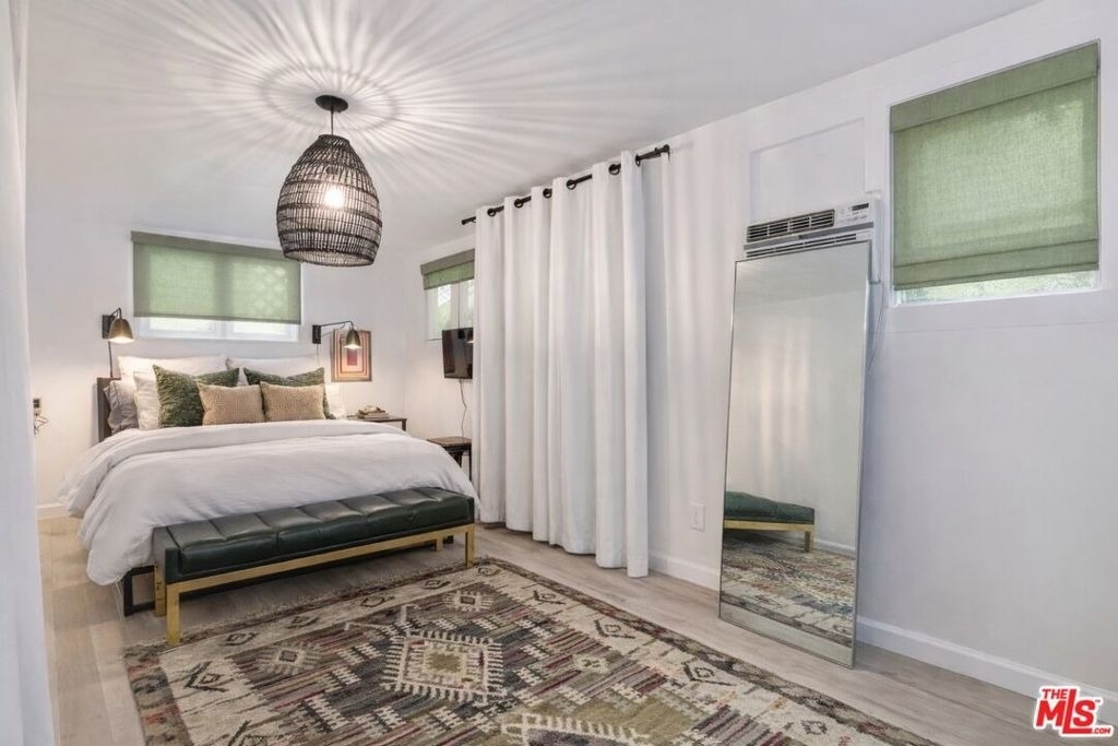 2427 N Gower Street - Photo 6