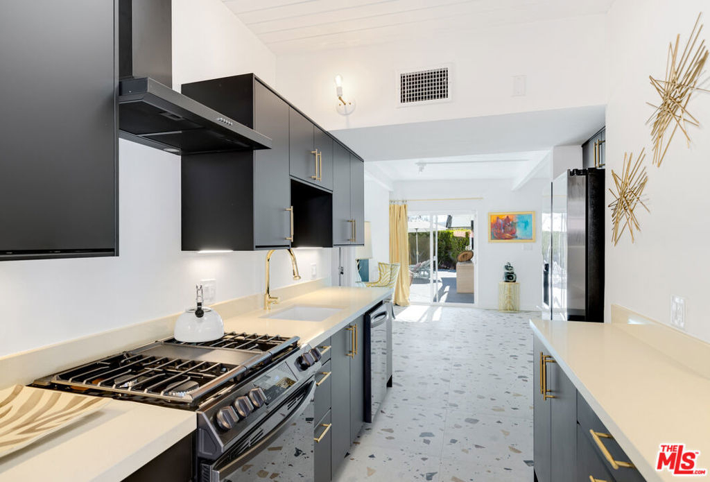 1818 N Berne Drive - Photo 18