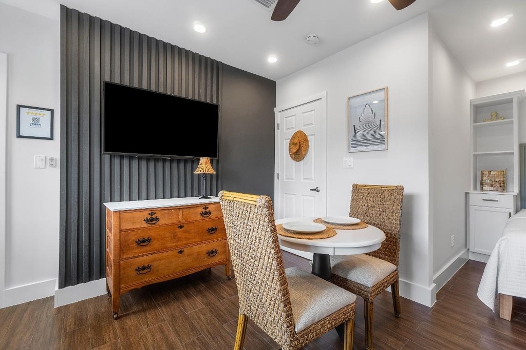 43 W Plumosa Lane - Photo 8