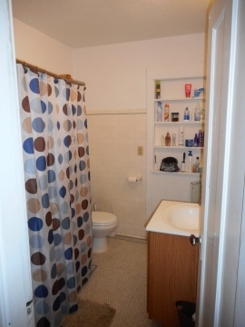 325 Saint Paul St - Photo 7