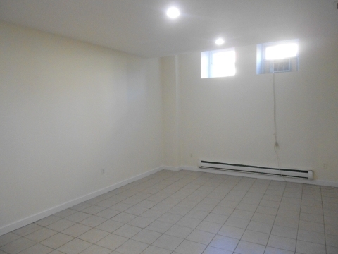 450 Park Dr - Photo 4
