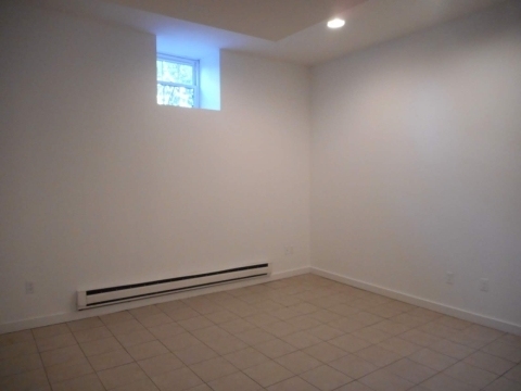 450 Park Dr - Photo 1