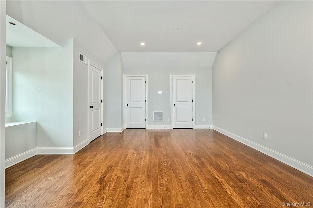124-b Maple Avenue - Photo 14