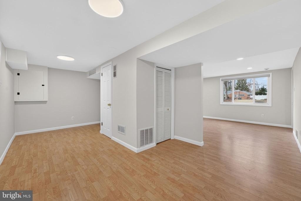 7507 Murillo Street - Photo 6