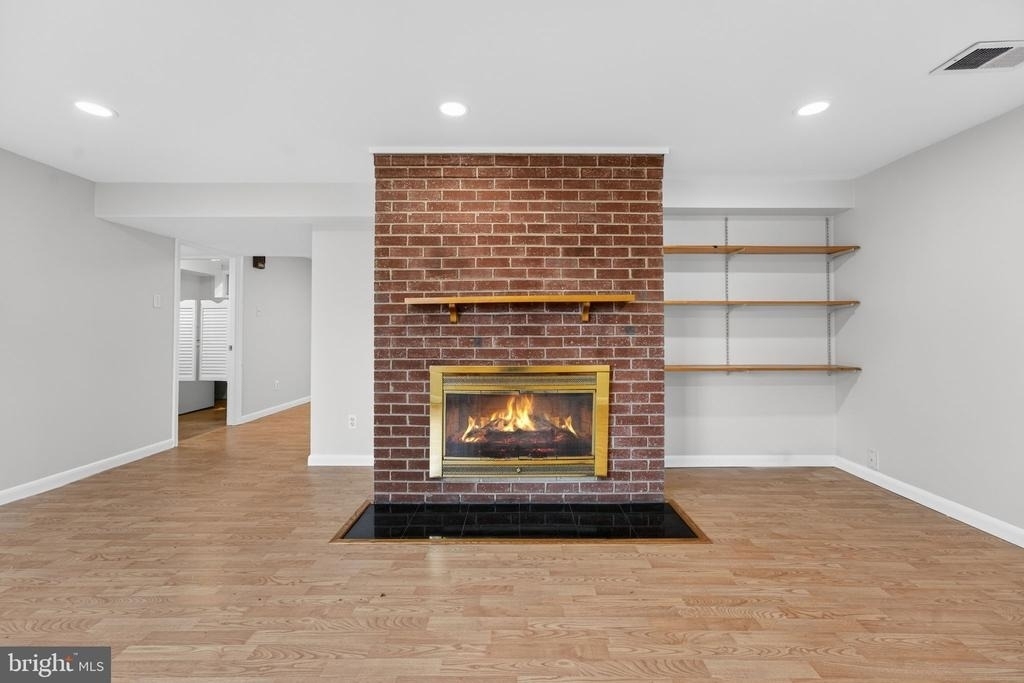 7507 Murillo Street - Photo 13
