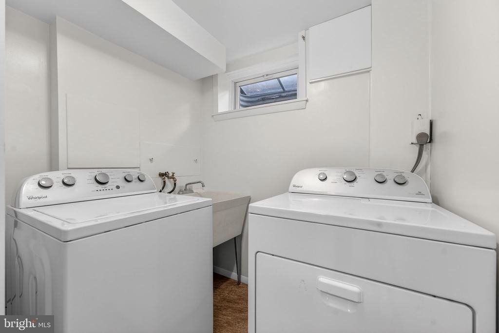 7507 Murillo Street - Photo 5