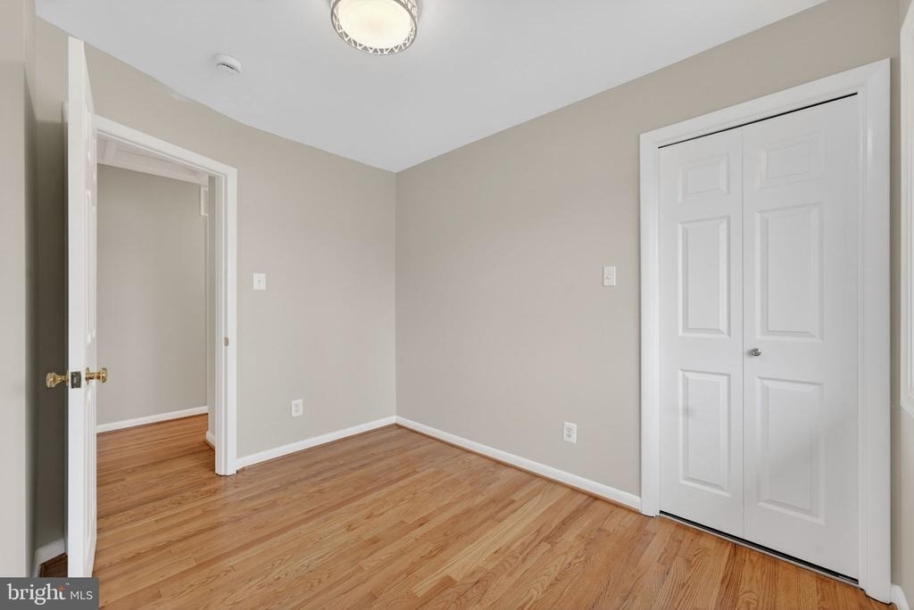 7507 Murillo Street - Photo 33