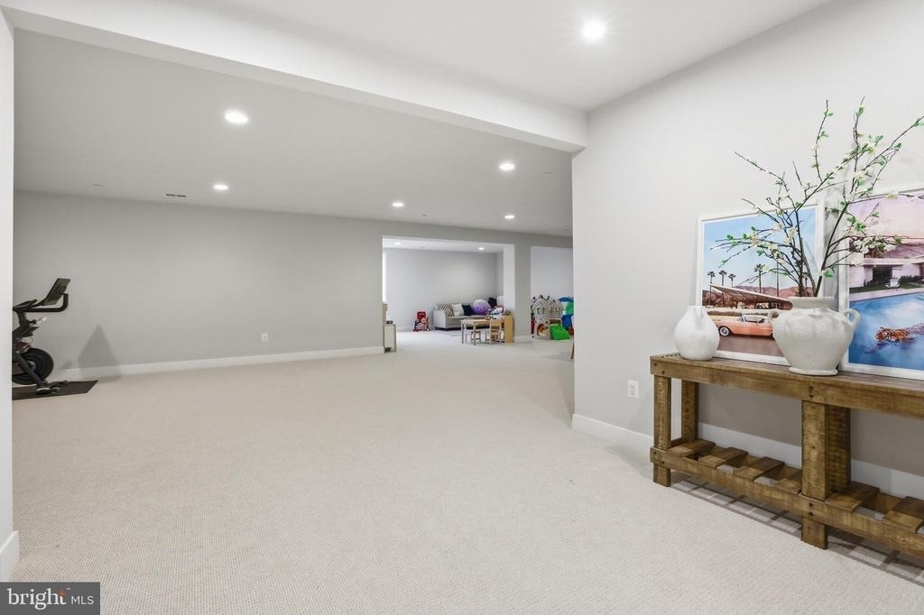 9725 Lantana Way - Photo 44