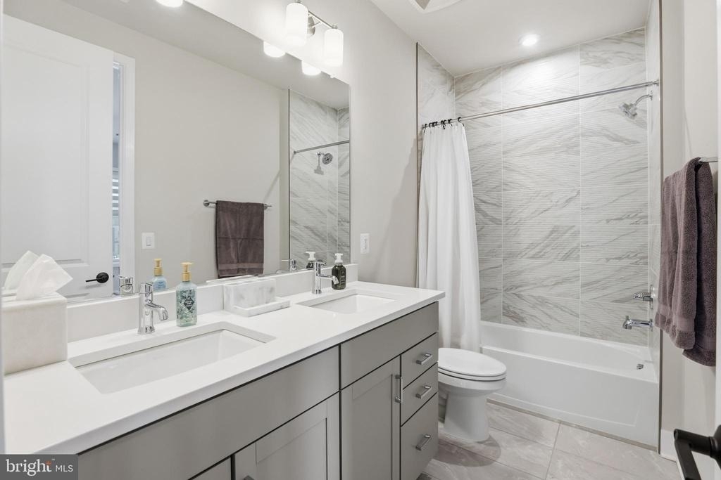 9725 Lantana Way - Photo 32