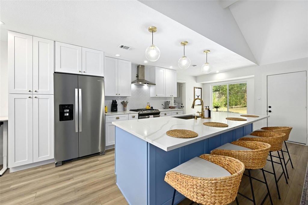 9414 Meadow Vale - Photo 12