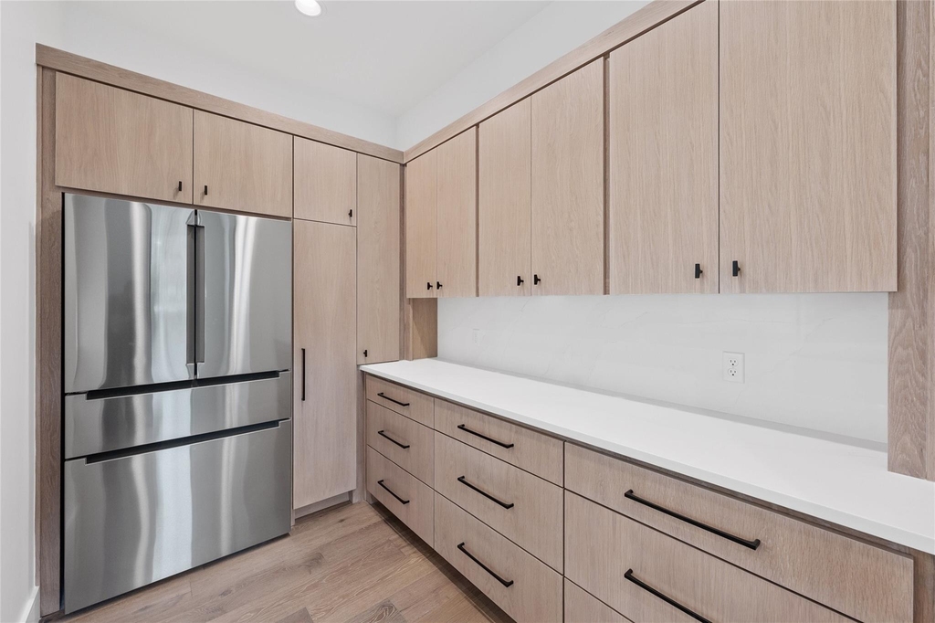 806 Sunfish St - Photo 12