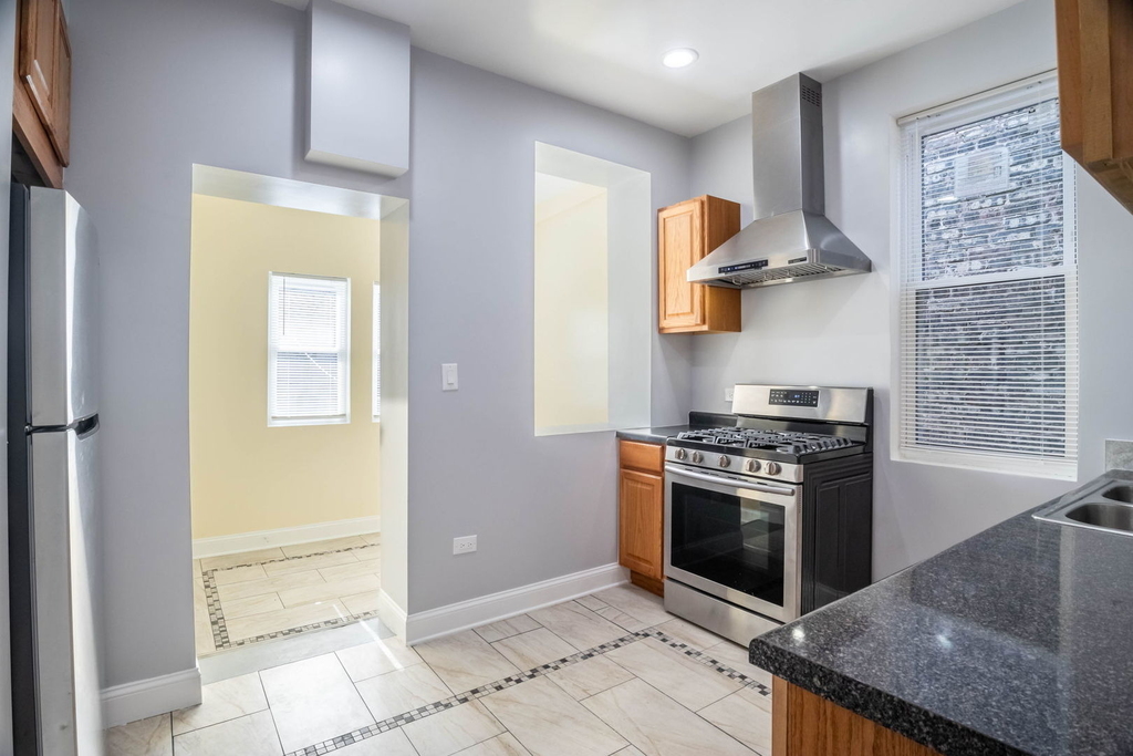 4837 W Monroe Street - Photo 17