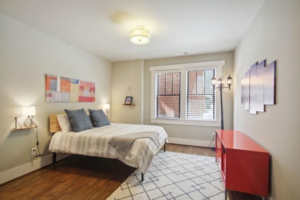 519 N Highland Avenue Ne - Photo 21