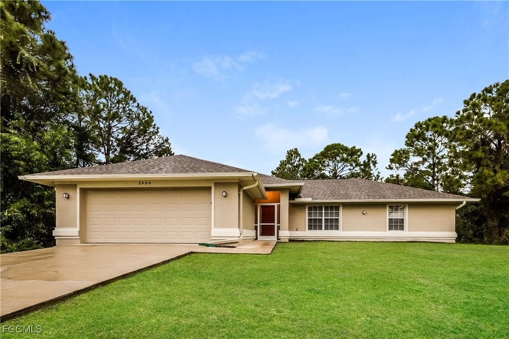 2904 Wanda Avenue S - Photo 0