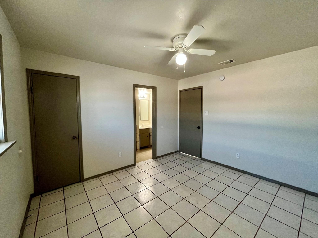 1042 W Village Court - Photo 18