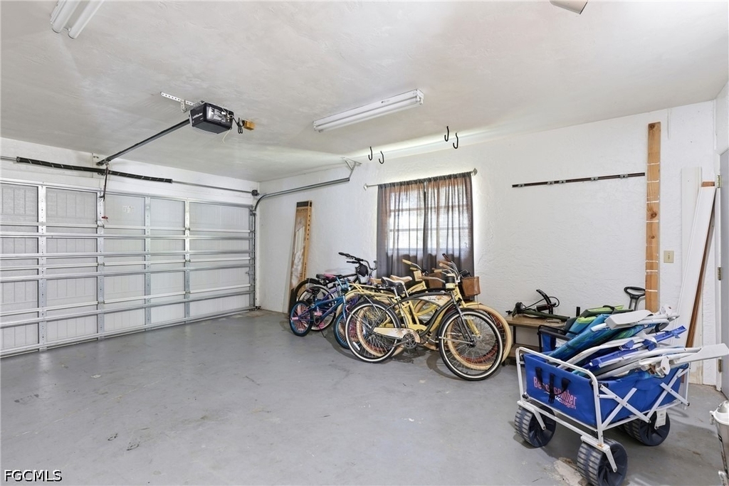 521 102nd Avenue N - Photo 28