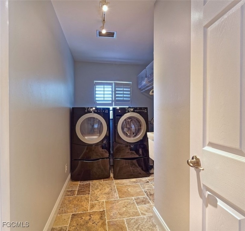 521 102nd Avenue N - Photo 19
