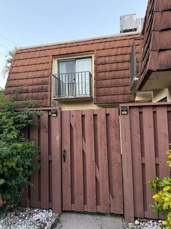 5236 Cedarbend Drive - Photo 1