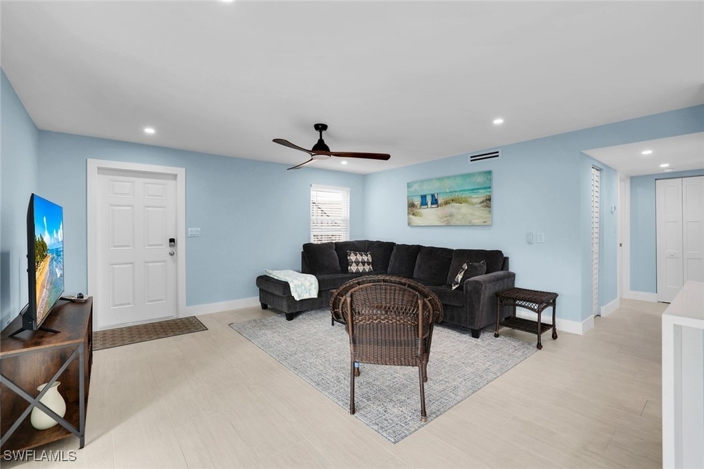1155 Sandpiper Street - Photo 3