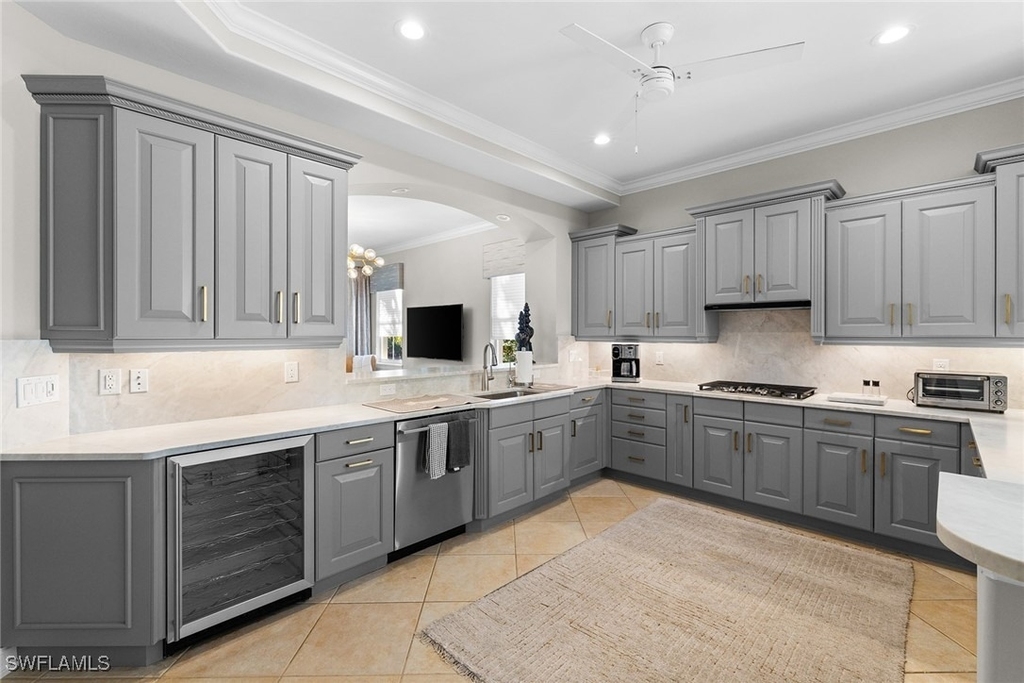 2864 Tiburon Boulevard E - Photo 10