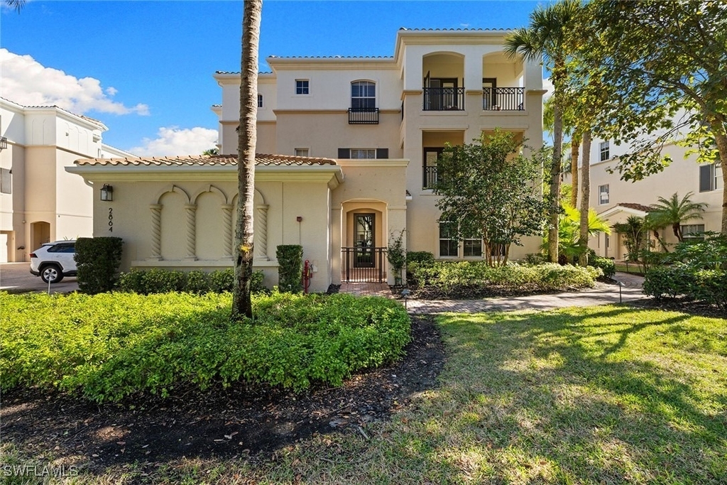 2864 Tiburon Boulevard E - Photo 2