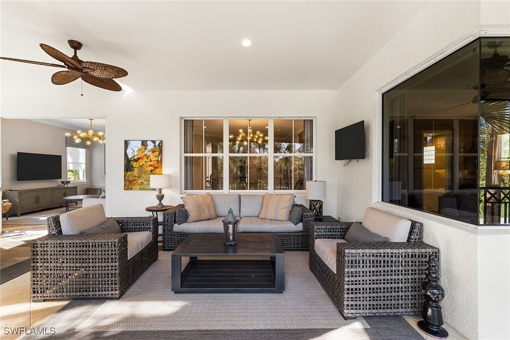 2864 Tiburon Boulevard E - Photo 14