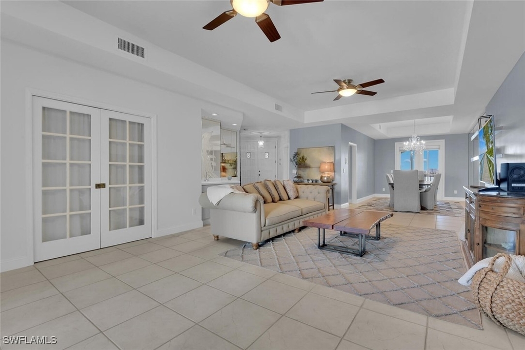 2000 Royal Marco Way - Photo 3