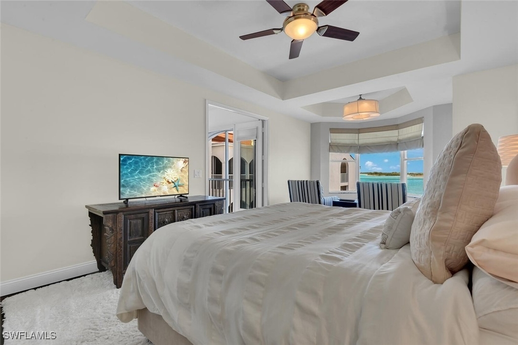 2000 Royal Marco Way - Photo 15