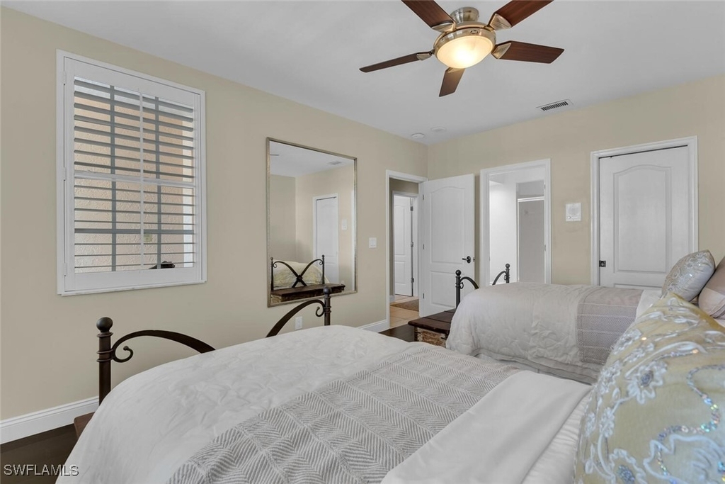 2000 Royal Marco Way - Photo 22