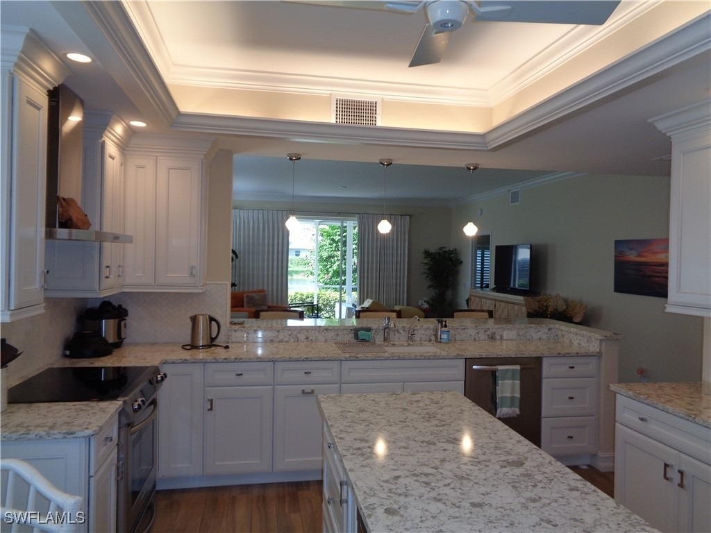 6190 Reserve Circle - Photo 4