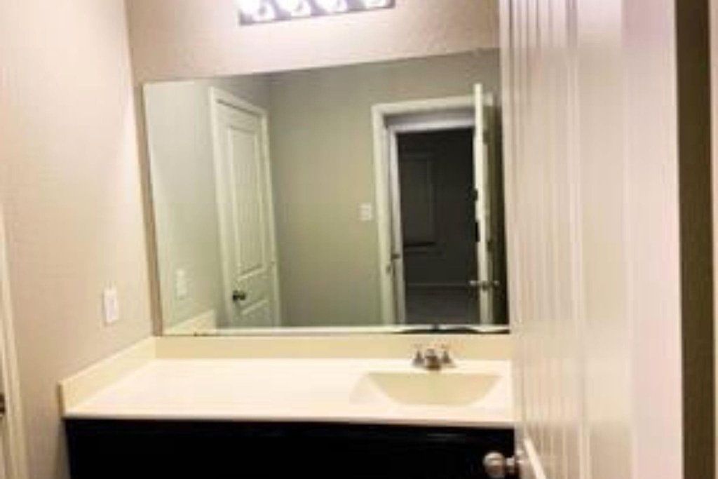 8310 Rose Petals Lane - Photo 16