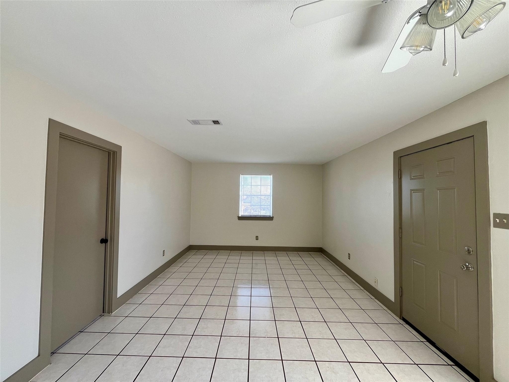 1042 W Village Court - Photo 7