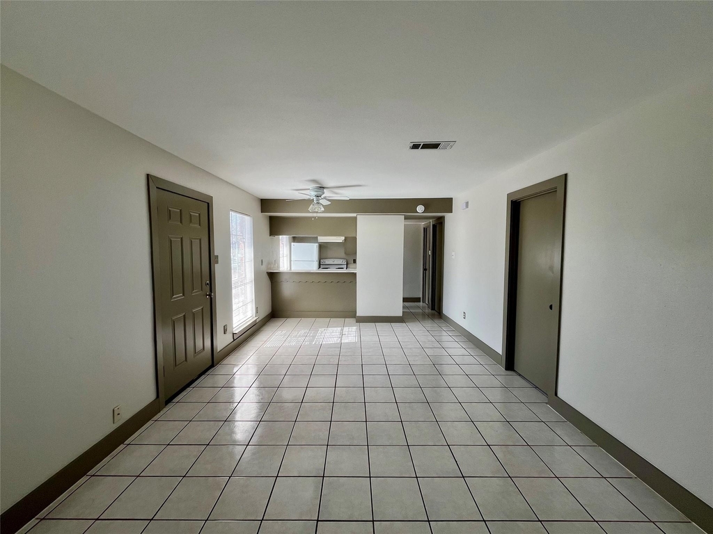 1042 W Village Court - Photo 8