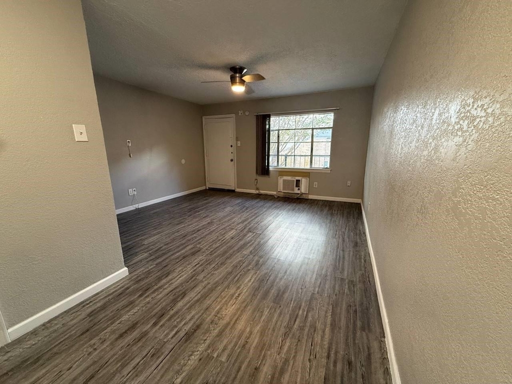 2501 Yoakum Boulevard - Photo 4