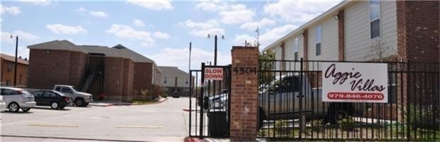 4504 College Main Street - Photo 4