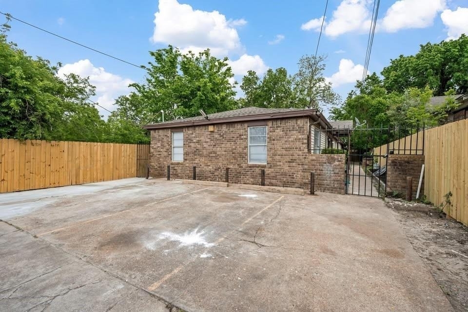 3425 Nettleton Street - Photo 11
