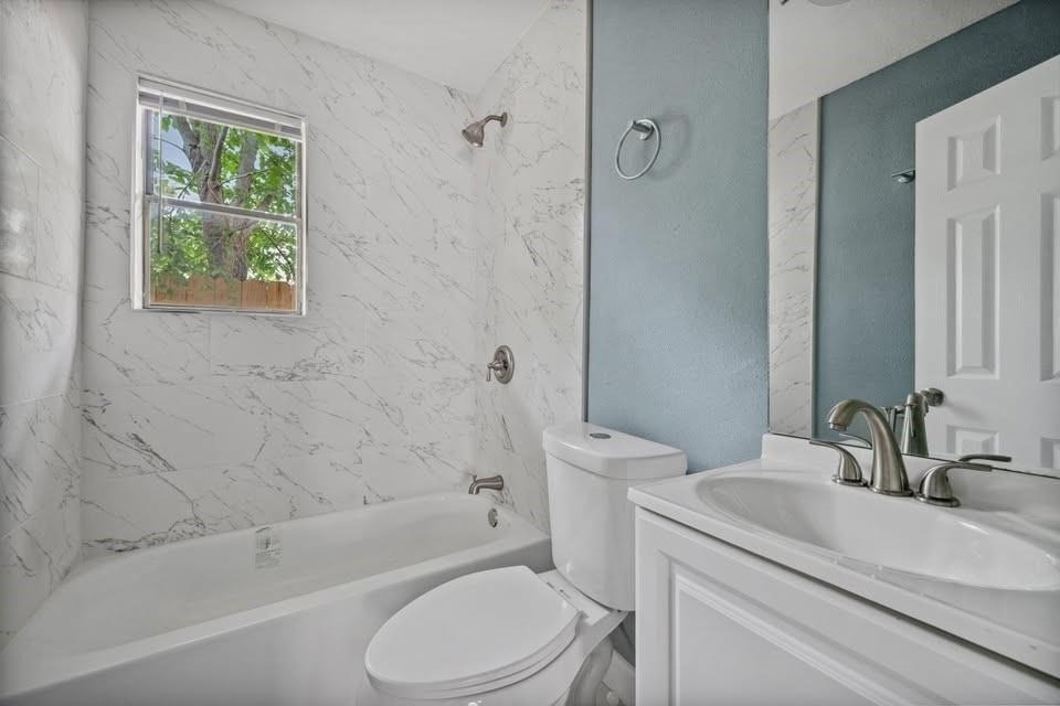 3425 Nettleton Street - Photo 2