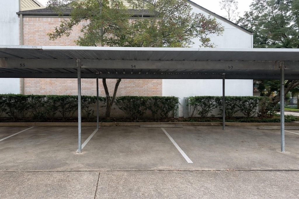 10049 Westpark Drive - Photo 14
