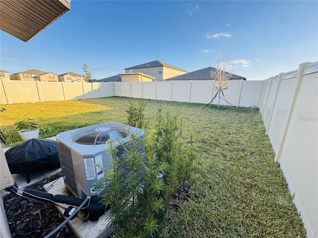 13181 Garnet Raspberry Avenue - Photo 9