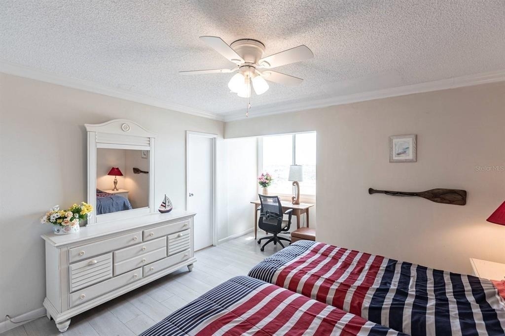 1125 W Peppertree Drive - Photo 17