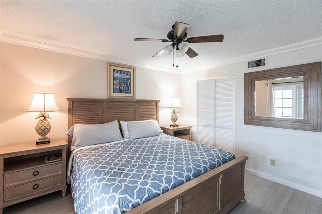 1125 W Peppertree Drive - Photo 10
