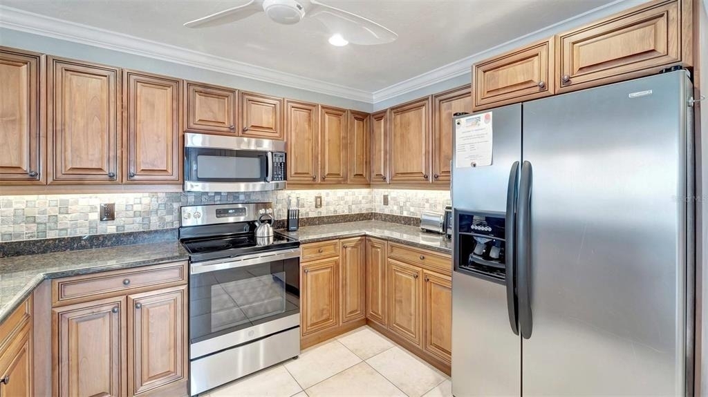 1125 W Peppertree Drive - Photo 9