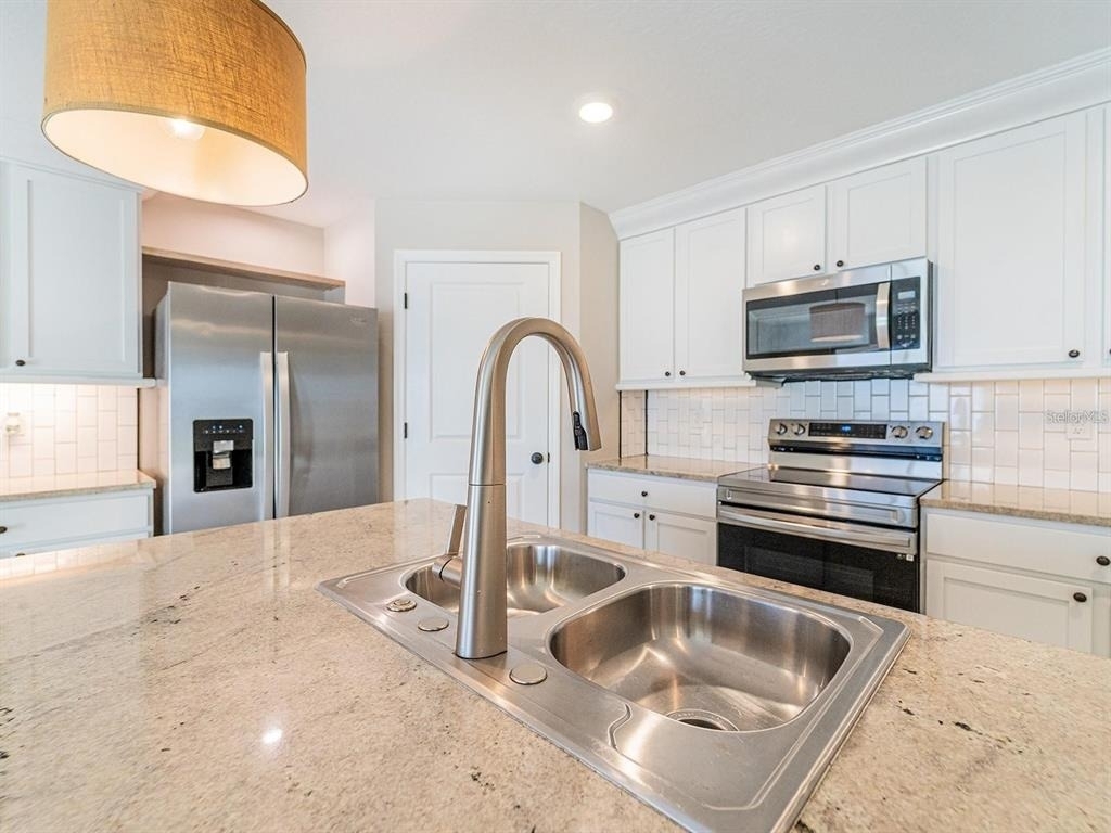 13748 Wineberry Drive - Photo 9
