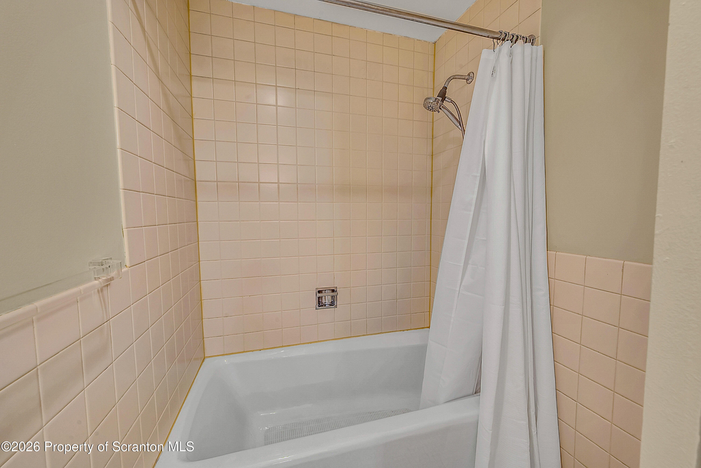 550 Clay Avenue - Photo 19