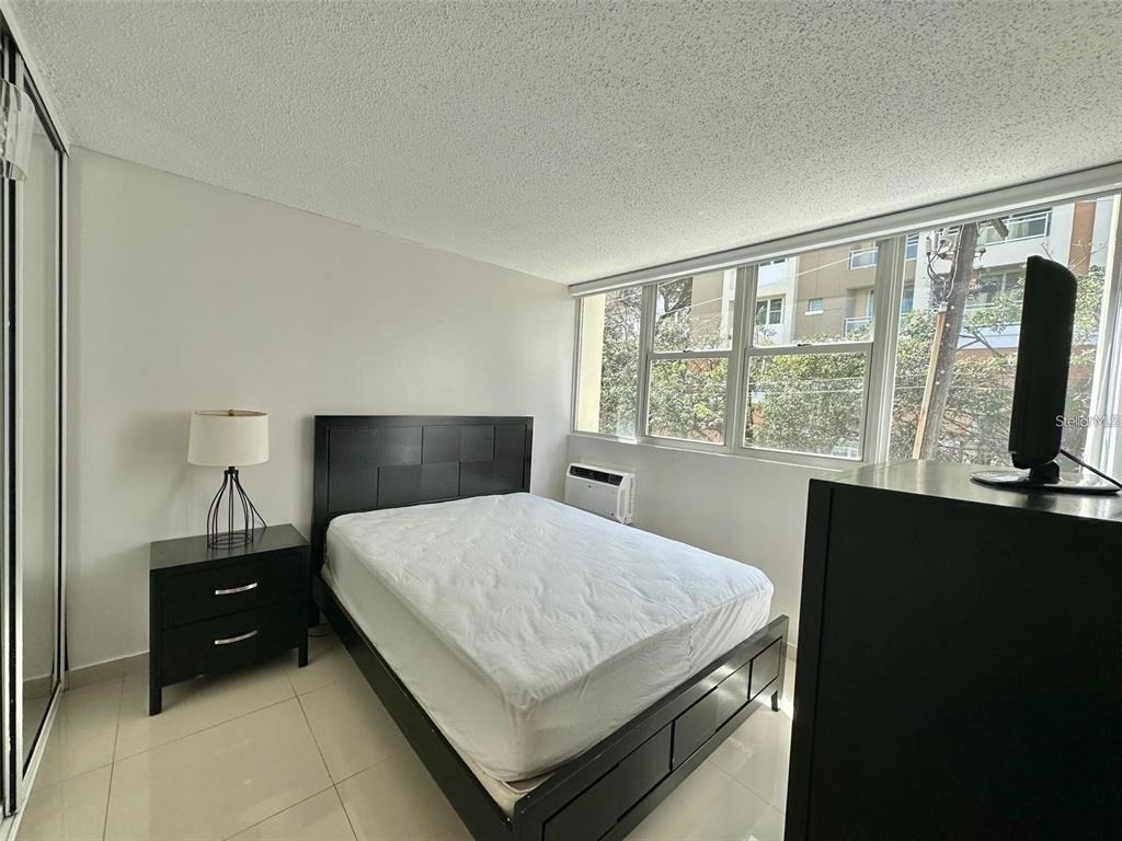 1801 Mcleary Ave. - Photo 6