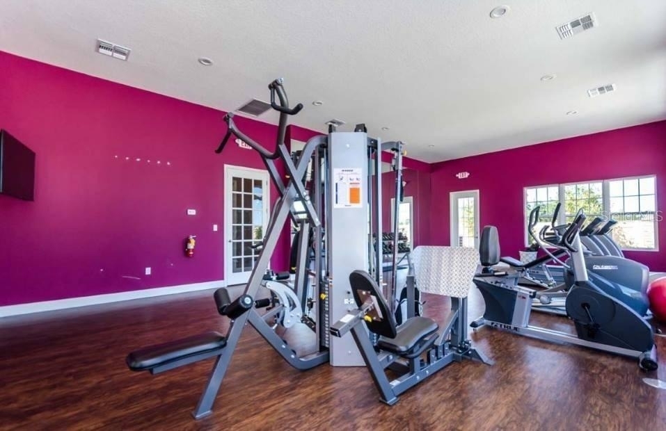 9004 Shine Drive - Photo 11