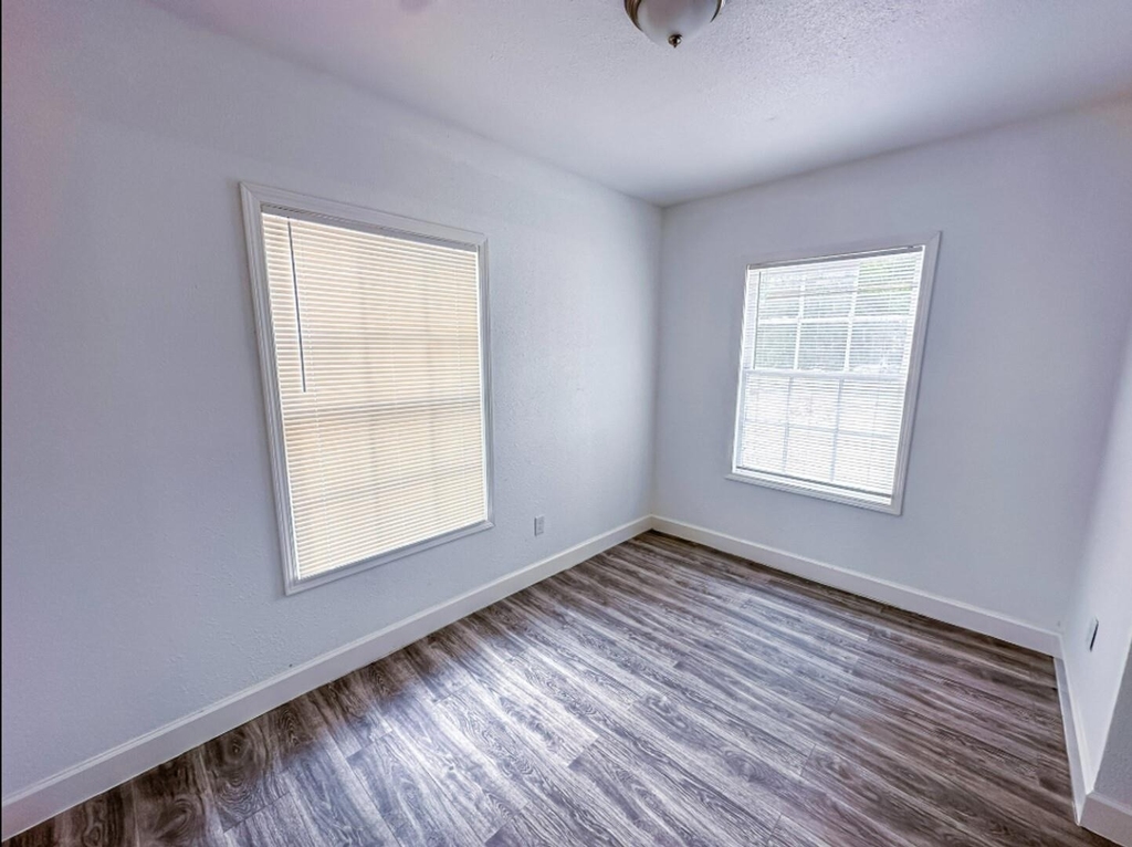 2555 Pierce Street - Photo 14