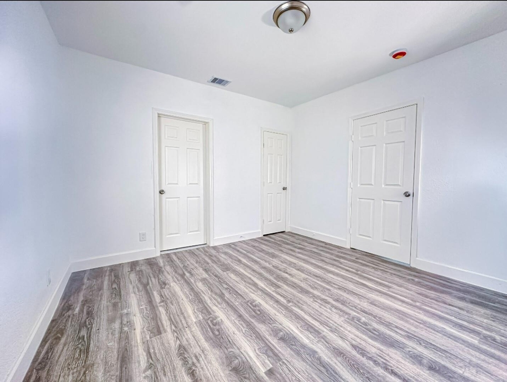 2555 Pierce Street - Photo 1
